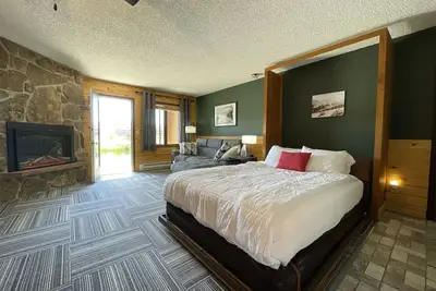 Image de Relax, Adventure, Views, Amenities +Memories.