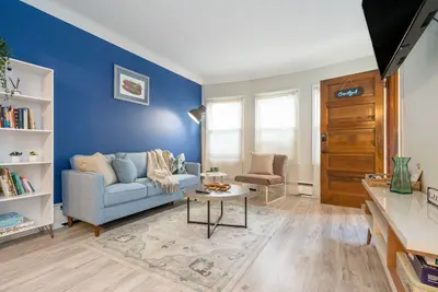 Image de Cozy 2- bedroom w/ patio mins from Midway Airport