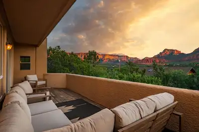 Image de Craigmont Retreat  | Awe Red Rocks Views & Exquisite Decor  | Above Tlaquepaque