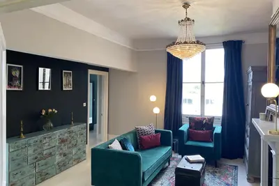 Image de Elegant apartment in exclusive garden square - 3 minutes to the beach