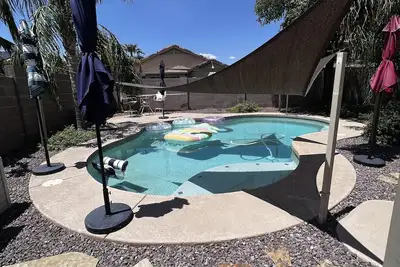 Image de Home Away From Home Near Spring Training Fields - Great For Families!