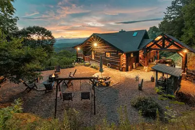 Image de Write your next chapter at Story Lodge!