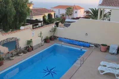 Image de Villa de vacances 'Beautiful Villa In The South' avec vue sur la mer, Wi-Fi et climatisation