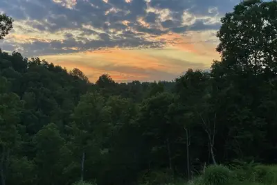 Image de Very Private 4 Bedroom 3 Bath Cabin on 24 acres