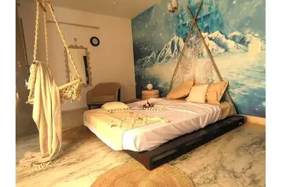 Image de Boho Theme room with Terrace in 3bhk near Saket