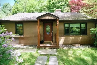 Image de Lenox - Walk to Town - Berkshire Home