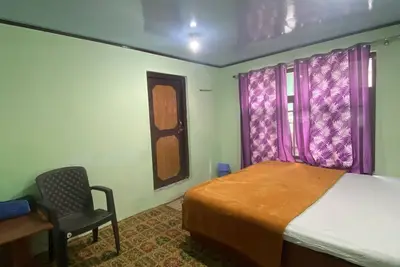 Image de Our Property is 1 min walk distance from Srinagar Leh Highway