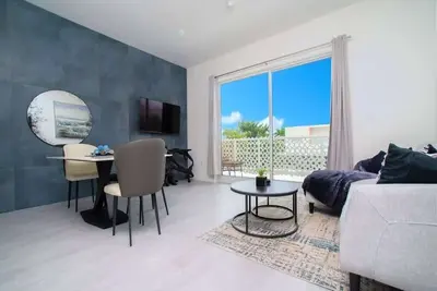 Image de Stylish 1 Bd/1Bth Penthouse Apt w/ Rooftop Pool