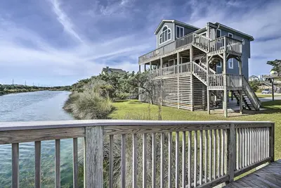 Image de Avon Home on the Channel w/ Hot Tub & Deck!