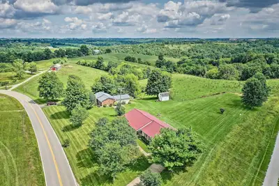 Image de Charming Williamstown Retreat w/ Private Yard