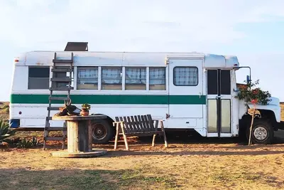 Image de Rustic off-grid retreat for animal lovers and adventure seekers!