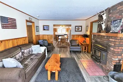 Image de Butternut Lake Hideaway | 3 Bedroom, Pet Friendly