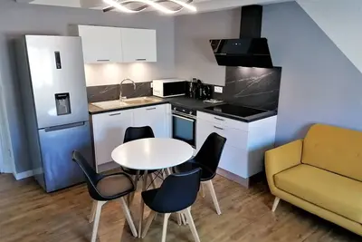 Image de Appartement moderne entièrement rénové