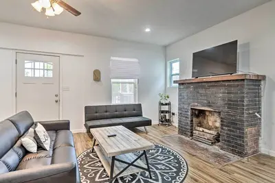 Image de Charming Indianapolis Home ~ 4 Mi to Dtwn!