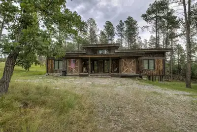 Image de Majestic Cabin near Mount Rushmore