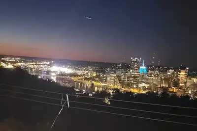 Image de Mt Washington Luxury Home with Views Galore - 2 Large Bedrooms + office