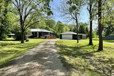 Image de Countryside Home, Dog Friendly, Large Yard, Near Several Lakes