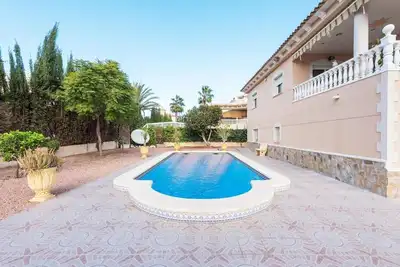 Image de executive 5 star 2-bed apartment in benferri