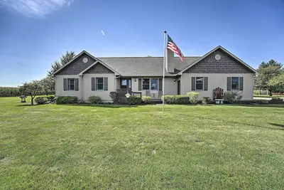 Image de Sturgis Home w/ Yard < 1 Mi to Minnewaukan Lake