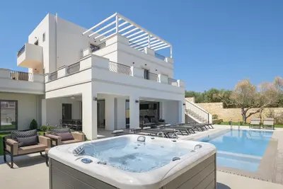 Image de Ivory Villa, Pool, Heated SpaWhirlpool, Sauna & Gym