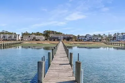 Image de Sunset Dock-Deep Water Pier & Boat Dock