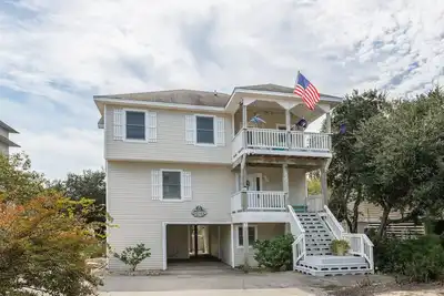 Image de Cooper's Retreat: 1200 Ft to Beach Access, Private Pool, Hot Tub