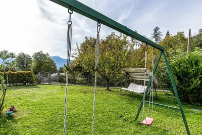 Image de Appartement de vacances sans animaux Casa Relax Giardino avec vue sur le lac et Wi-Fi.