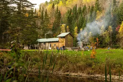 Image de Oppy Shack situé directement sur la réserve sauvage au Miller Zoo.