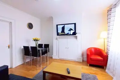 Image de Orchid 2 at Baker Street