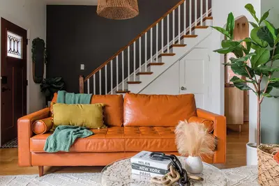 Image de BoHo House - A Chic, 1903 Chicago Workers Cottage