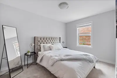 Image de 💫 5 Minutes to Downtown | Brand New Furniture | Lux Property 💫