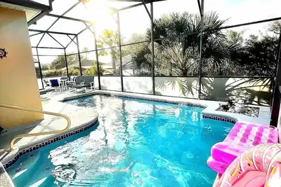 Image de Beautiful and cozy Villa with private pool just minutes from the Disney parks