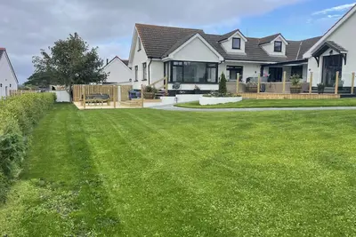 Image de Beautiful 3-Bed House in Sunny Killough Down