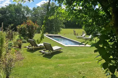 Image de Charmante Longere de campagne avec piscine