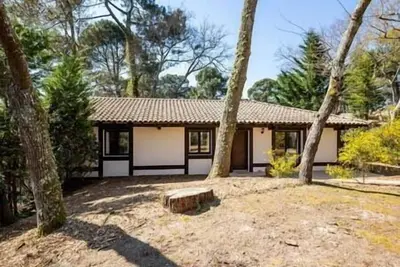 Image de Villa Bruyère à deux pas de la plage