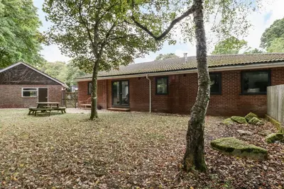 Image de The Cottage, pet friendly, with a garden in Wimborne Minster