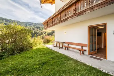 Image de Appartement de vacances \"Parigger Apt Enzian\" avec vue sur la montagne, jardin commun et Wi-Fi