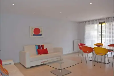 Image de 2-bedroom spacious apartment close to Croisette