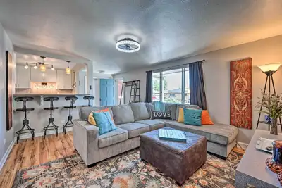 Image de Fenced Yard + Patio: Pet-Friendly Denver Home Base