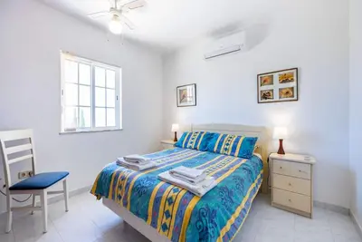 Image de Spacious Carvoeiro Villa | Casa Jemb | 3 Bedrooms | Great Pool Area | Outdoor Barbecue