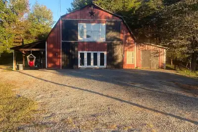 Image de Barndominium in Murphy Nc--pet friendly, many activities on property and nearby.