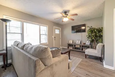 Image de Nice and Cozy 2 Bedroom  Home -10 min from Ft. Benning, Ga