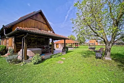 Image de Superbe maison de 2 chambres à Zamrsje