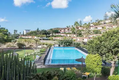 Home2Book Stunning Apartment Rocas Rojas