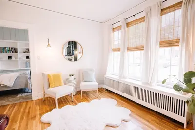 Image de Historic Charm close to Averett & Casino; Great for Families & Groups of Friends
