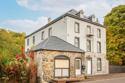 Image de Maison de vacances א Falaen avec jardin