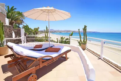 Villa Mirador 1, en bord de mer