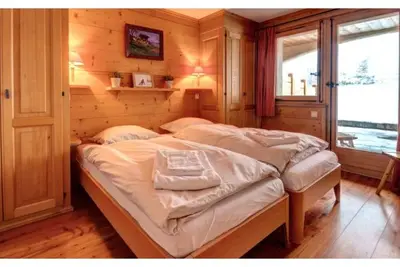 230m2 chalet with 270 degree views