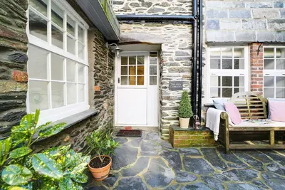 Image de A rich history with the town, previously known as the village Cobbler’s shop