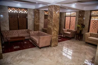 Image de Executive, modern fully furnished 2-Bedroom and Penthouse Apartment